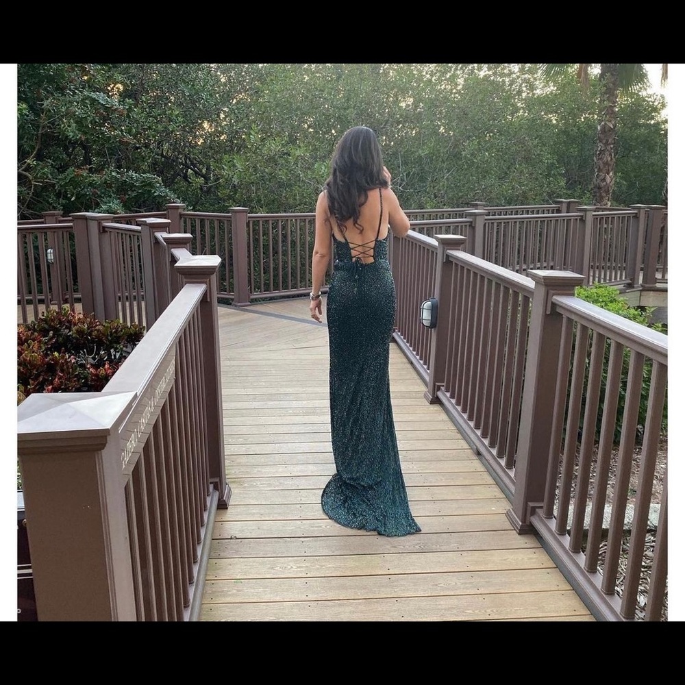 Prom dress size2,wore it once,